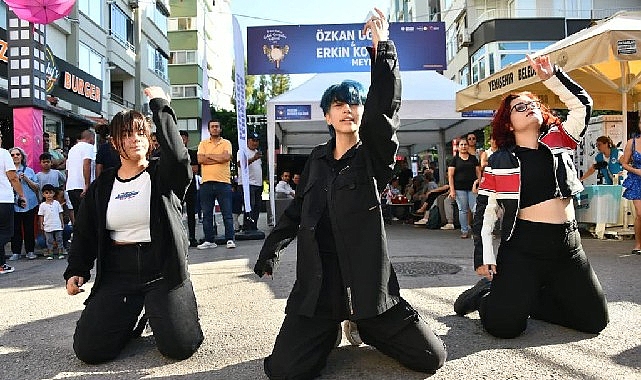 Mersinliler 5. Mersin Kushimoto Sokağı Sokak Sanatçıları Festivali'ne yoğun ilgi gösterdi