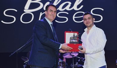 Bursa'nın yeni meydanında tanıtım etkinleri Bilal Sonses konseri ile devam etti